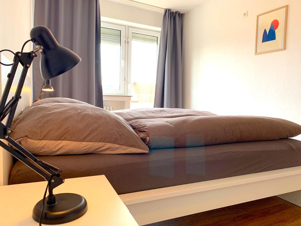 Alles Komplett - 2 Schlafzimmer, Grosse Kueche, Bad Кьолн Екстериор снимка